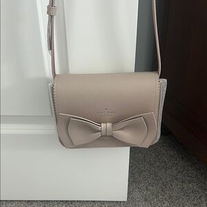 Kate Spade Cream hanni Crossbody Bag with Bow Accent rose nut Vanderbilt place